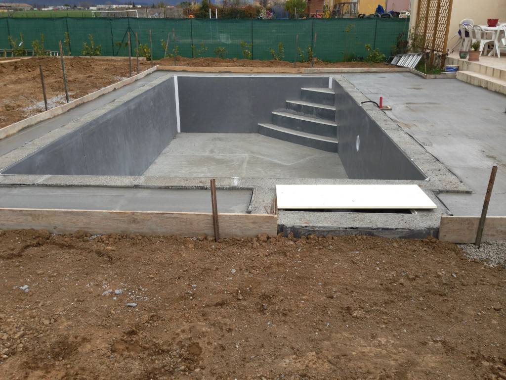 Création piscine béton Tarbes